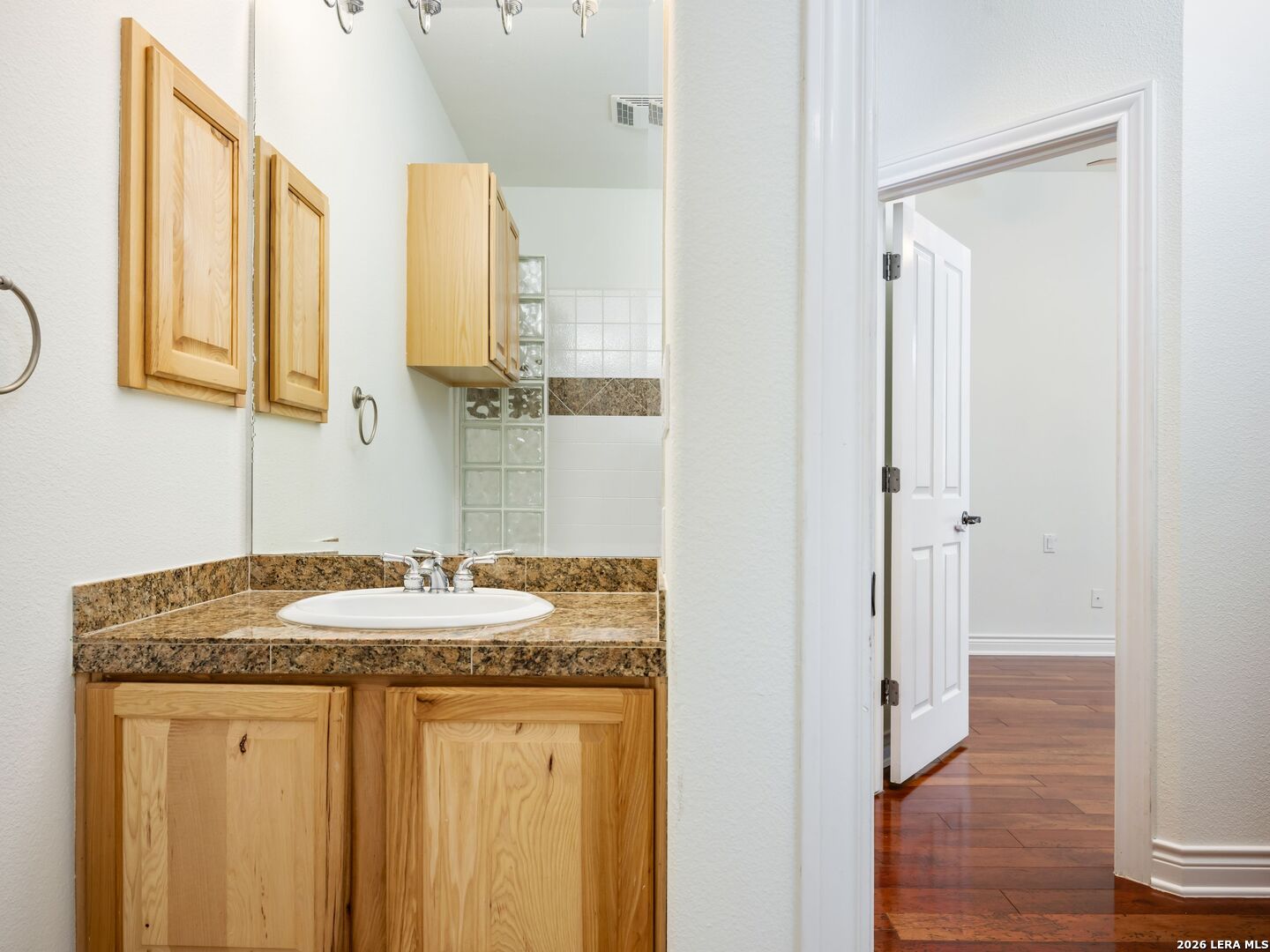 5 Burnham Glen San Antonio TX 78257