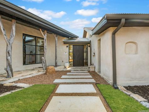 1191 Saddleback Ridge Bandera TX 78003