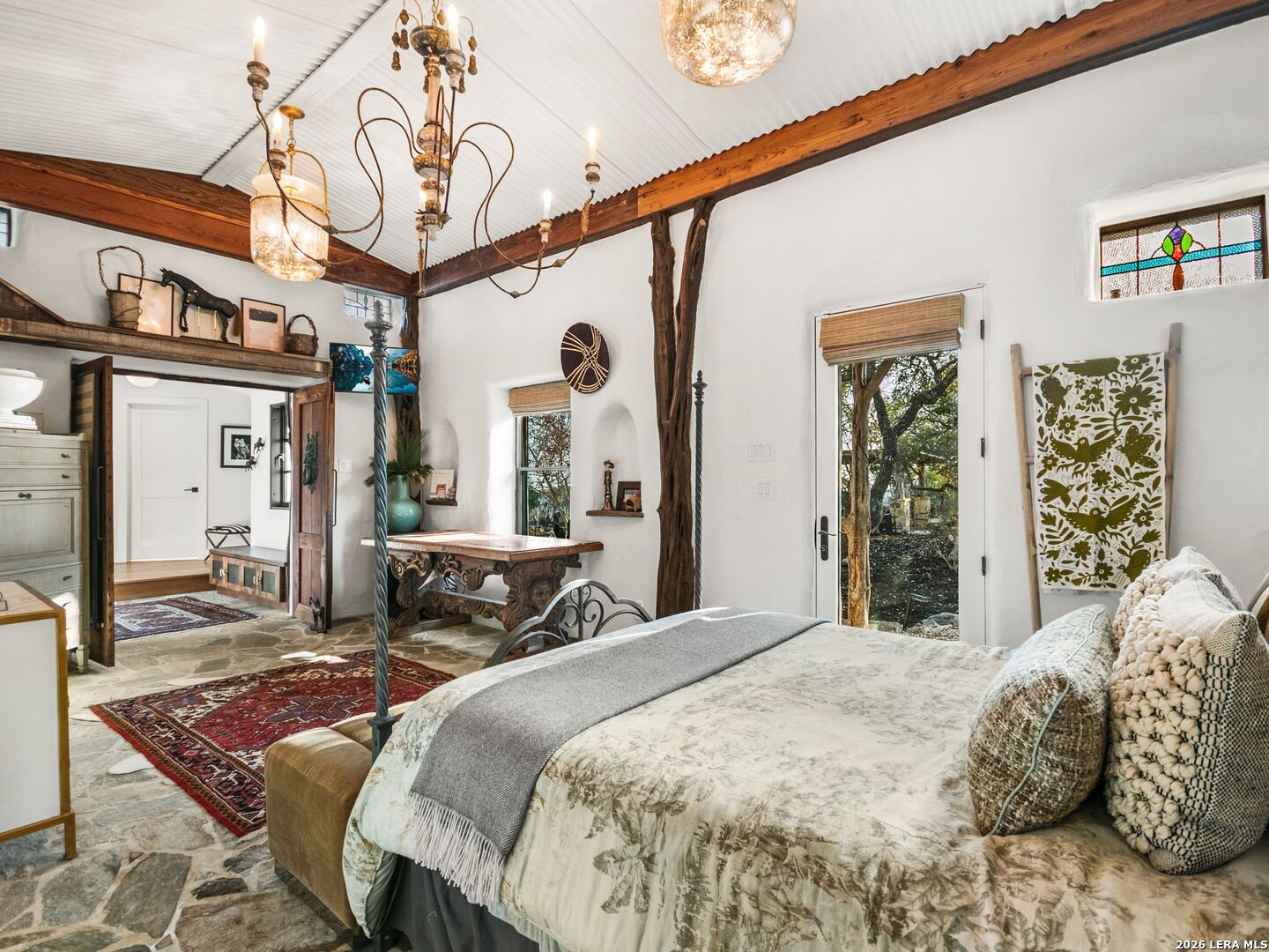 1191 Saddleback Ridge Bandera TX 78003