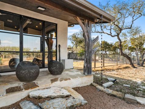 1191 Saddleback Ridge Bandera TX 78003
