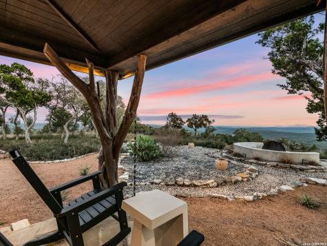1191 Saddleback Ridge Bandera TX 78003