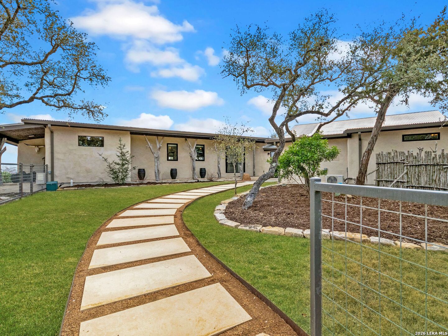 1191 Saddleback Ridge Bandera TX 78003