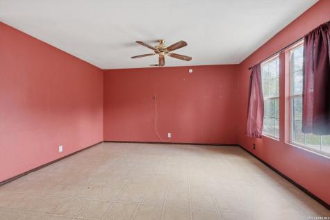 4615 Waterwood Pass Drive Elmendorf TX 78112