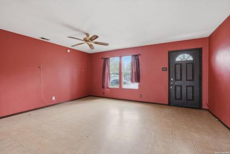 4615 Waterwood Pass Drive Elmendorf TX 78112