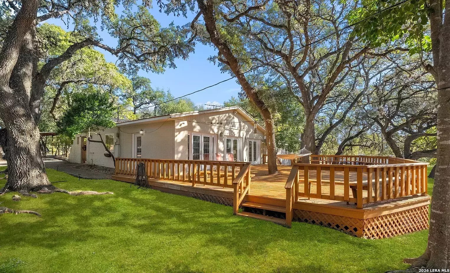 25327 Triangle Loop San Antonio TX 78255