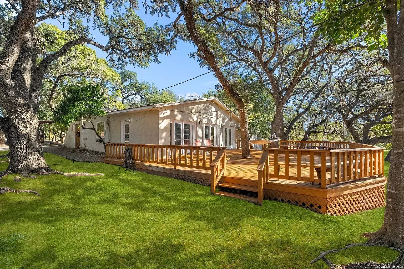 25327 Triangle Loop San Antonio TX 78255