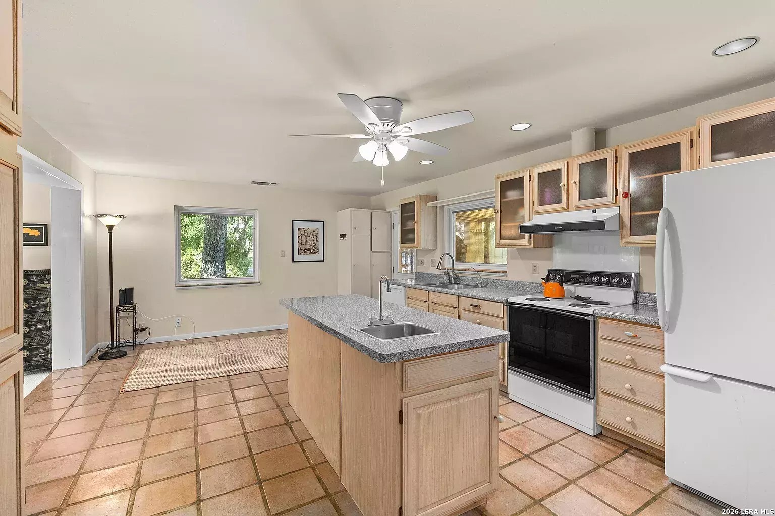 25327 Triangle Loop San Antonio TX 78255