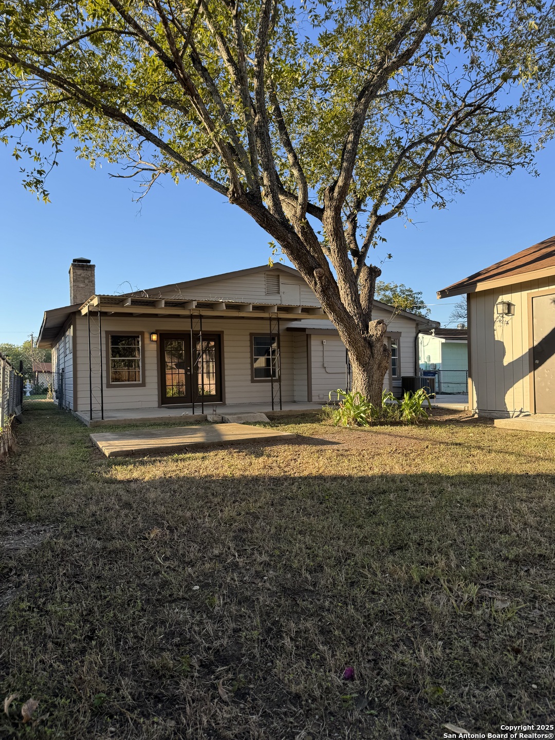 219 E Vestal Place San Antonio TX 78221