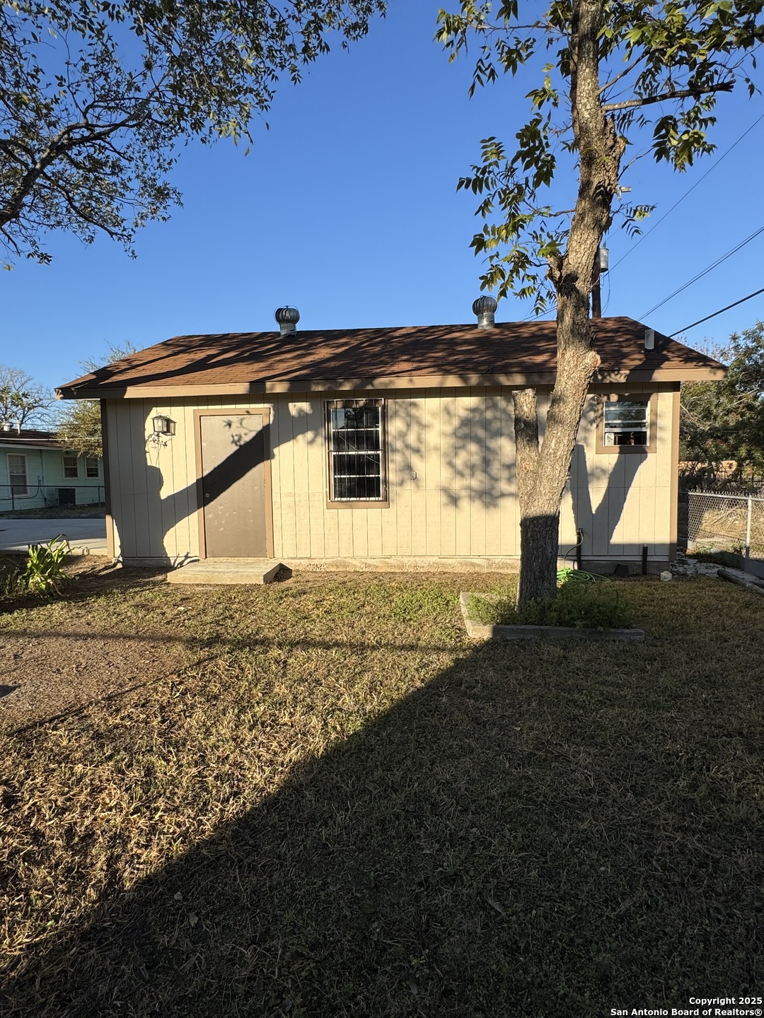 219 E Vestal Place San Antonio TX 78221