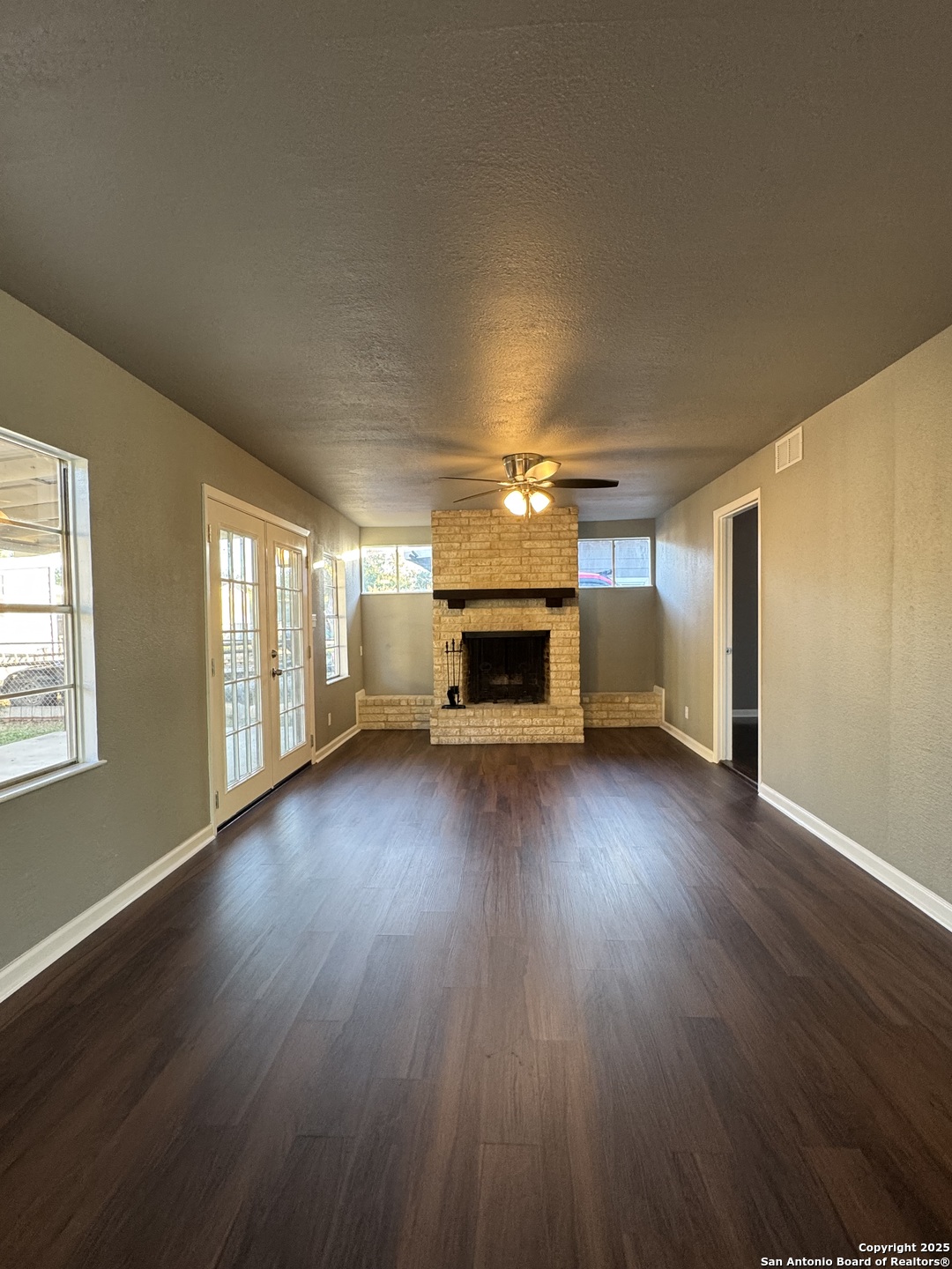 219 E Vestal Place San Antonio TX 78221