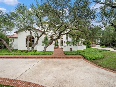 222 Farne Castle Shavano Park TX 78249