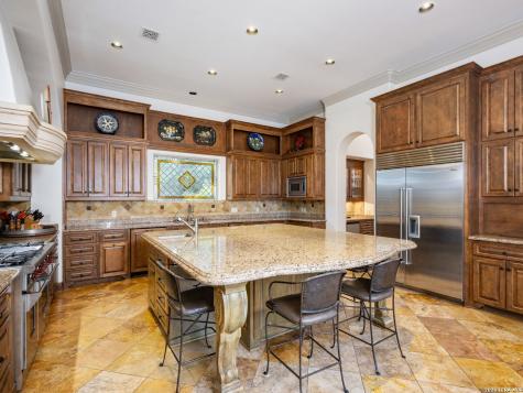 222 Farne Castle Shavano Park TX 78249