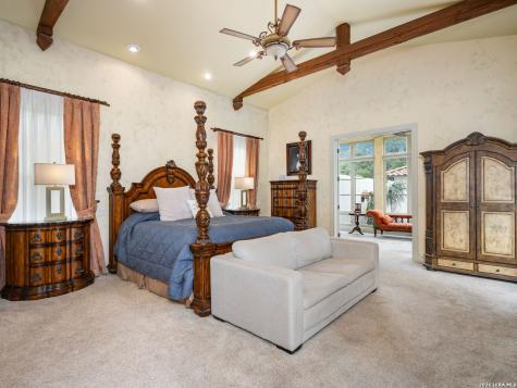 222 Farne Castle Shavano Park TX 78249