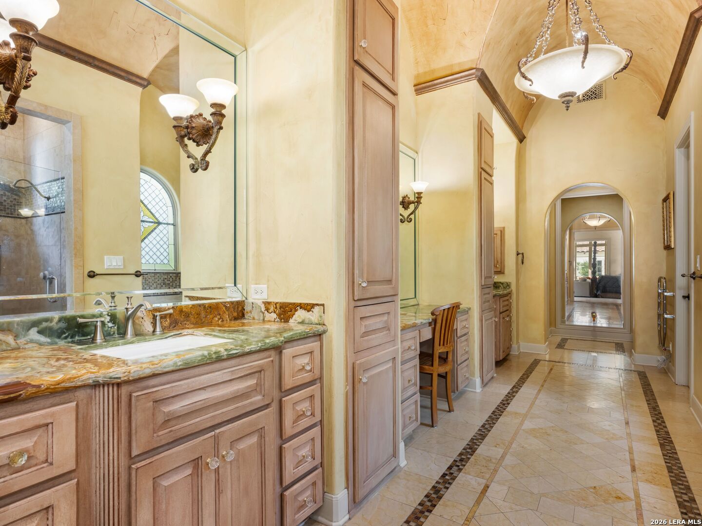 222 Farne Castle Shavano Park TX 78249