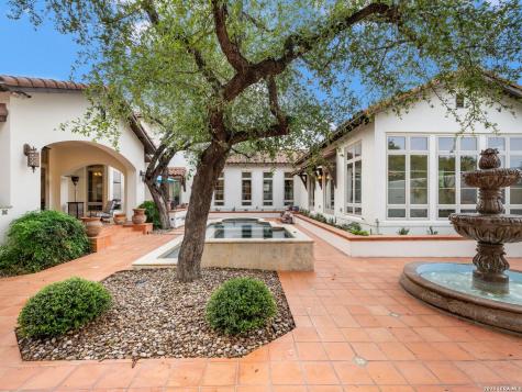 222 Farne Castle Shavano Park TX 78249
