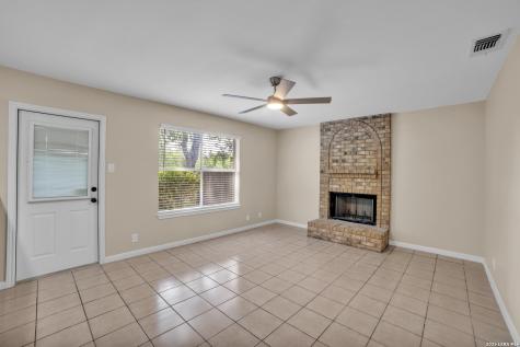10123 Shadyglen San Antonio TX 78240