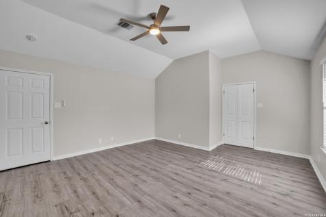 10123 Shadyglen San Antonio TX 78240