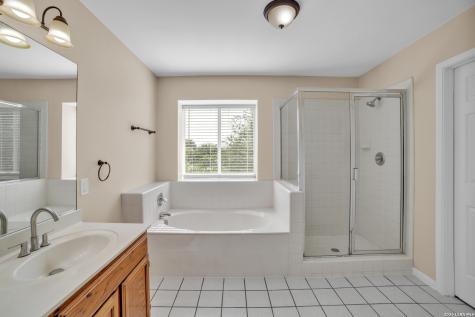 10123 Shadyglen San Antonio TX 78240