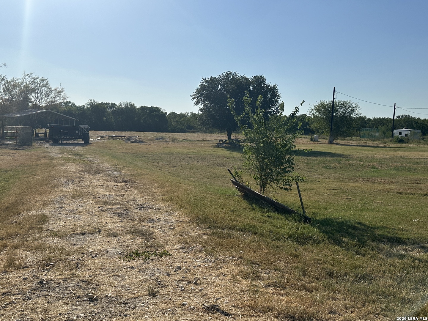 2171 & 2155 County Road 5710 Devine TX 78016