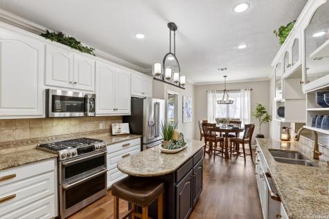 154 Quarry Point New Braunfels TX 78132