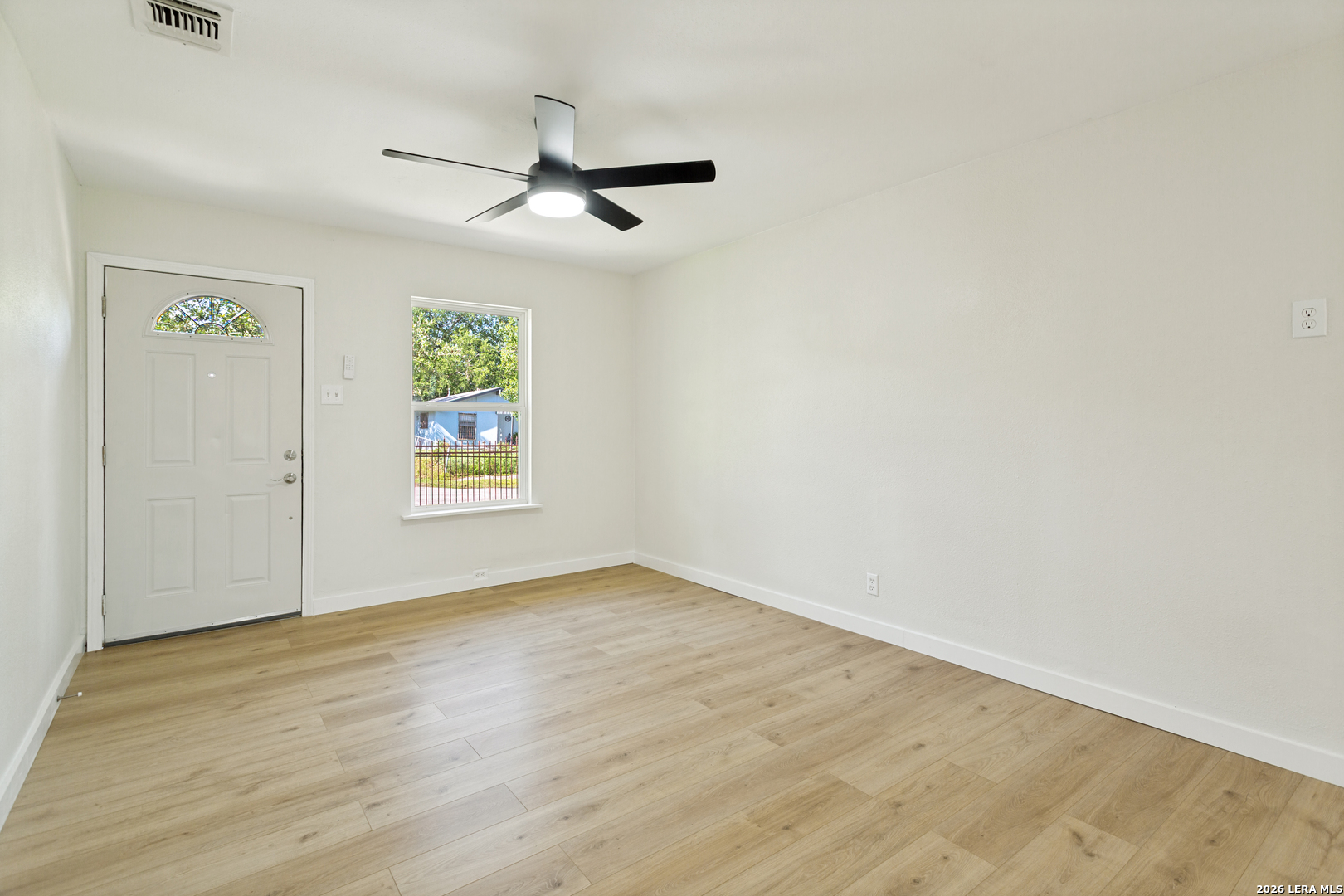 5131 Little Creek San Antonio TX 78242
