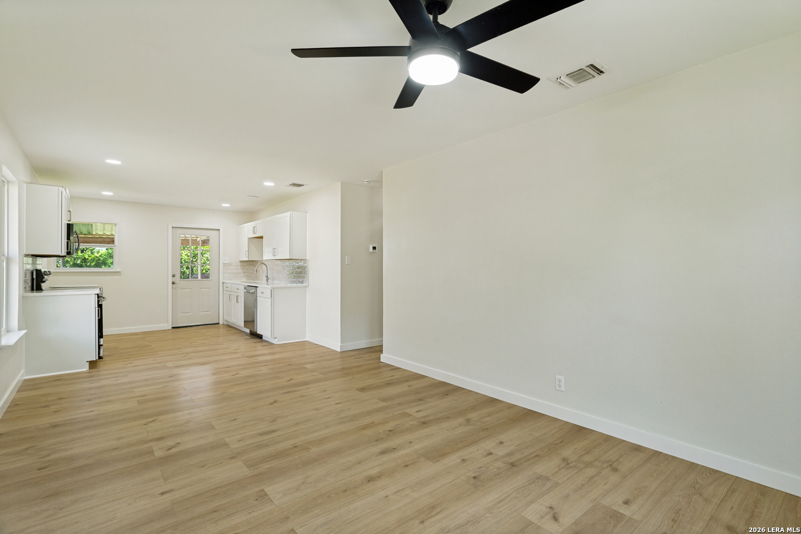 5131 Little Creek San Antonio TX 78242