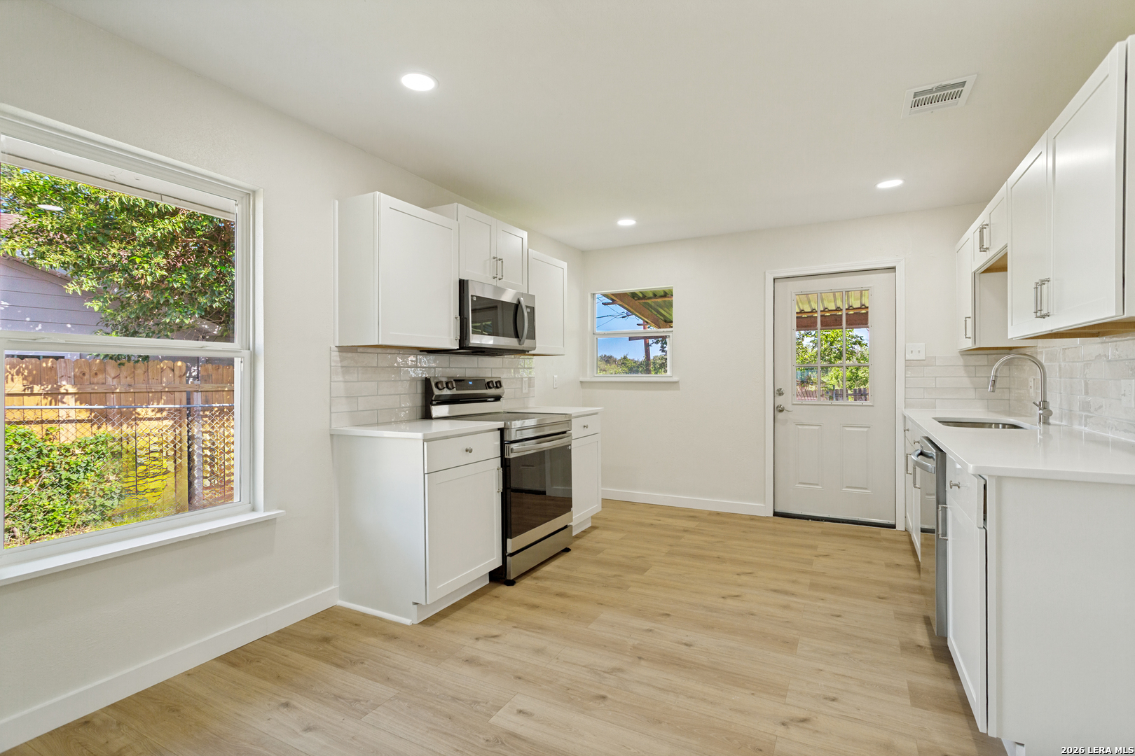 5131 Little Creek San Antonio TX 78242