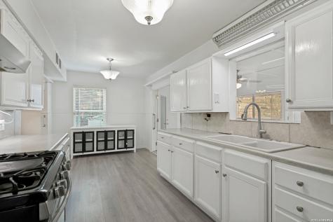 147 Ellana Claire Street San Antonio TX 78225