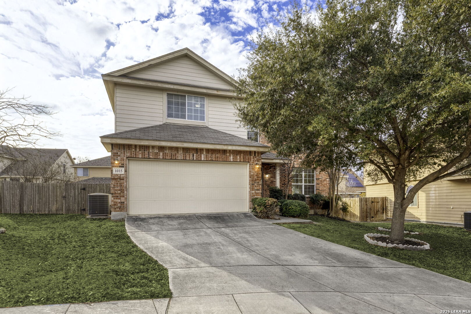 1015 Iris Path San Antonio TX 78245