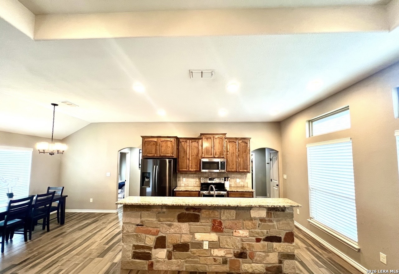 1729 Vista View Drive Pleasanton TX 78064