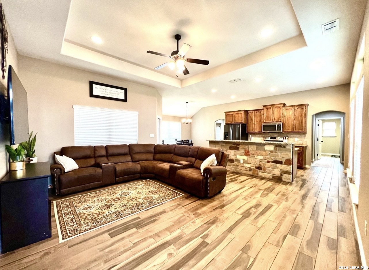 1729 Vista View Drive Pleasanton TX 78064