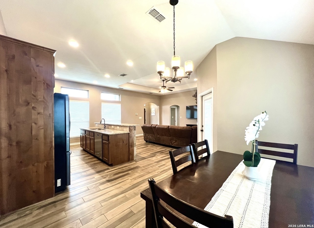 1729 Vista View Drive Pleasanton TX 78064
