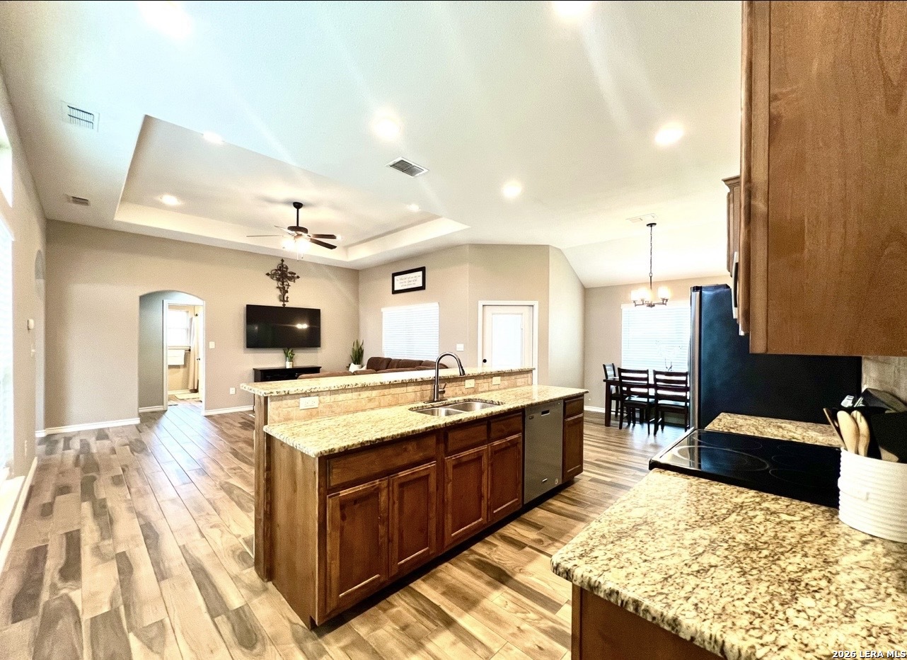 1729 Vista View Drive Pleasanton TX 78064