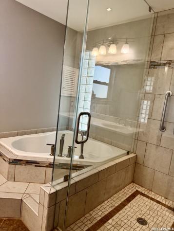 437 Sagecrest Hollywood Park TX 78232
