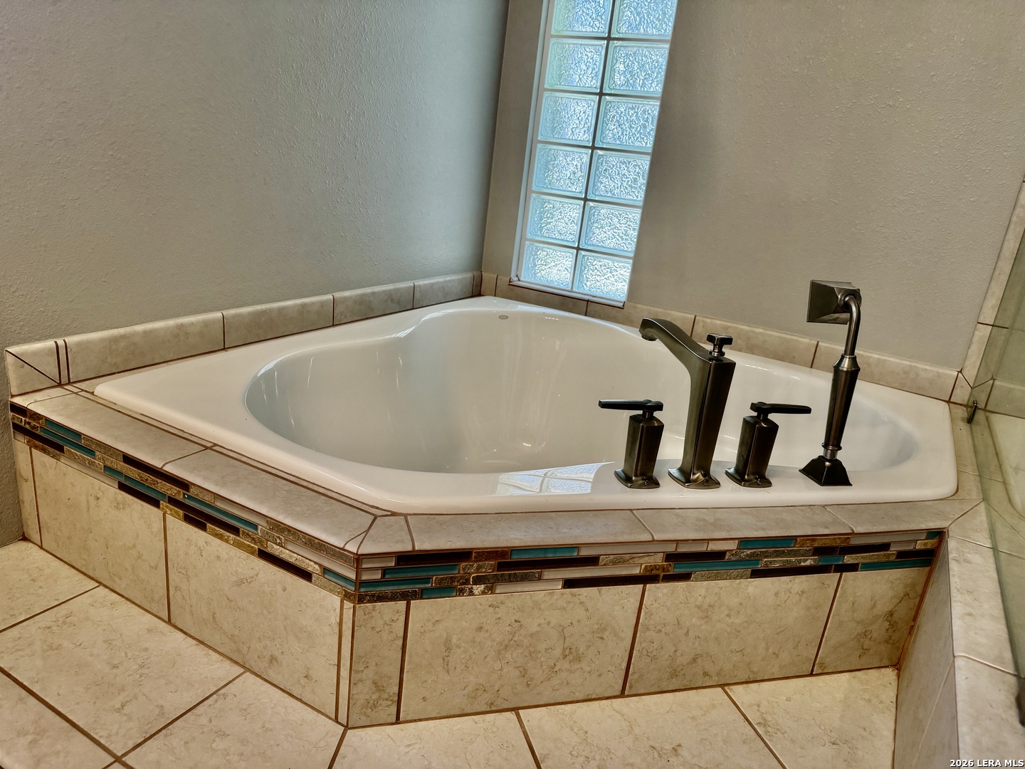 437 Sagecrest Hollywood Park TX 78232