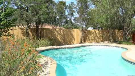 437 Sagecrest Hollywood Park TX 78232