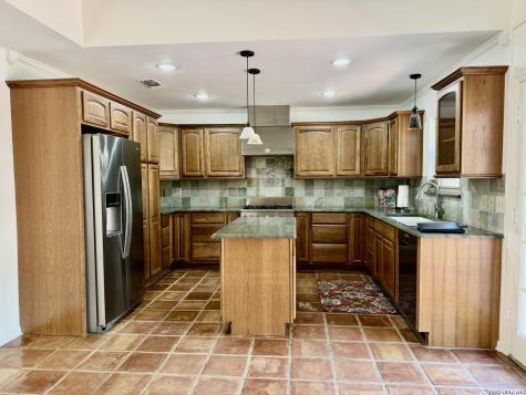 437 Sagecrest Hollywood Park TX 78232