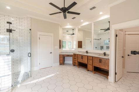 33 Lost Valley Boerne TX 78006