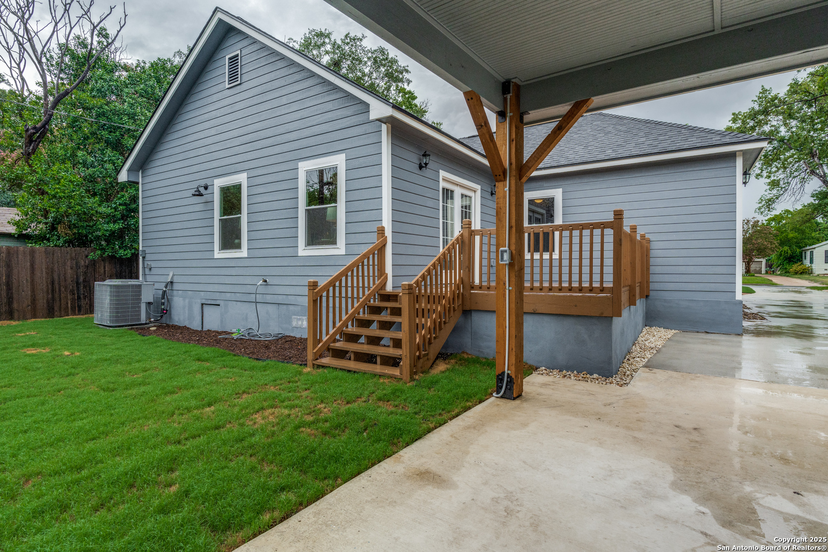 140 Harmon San Antonio TX 78209
