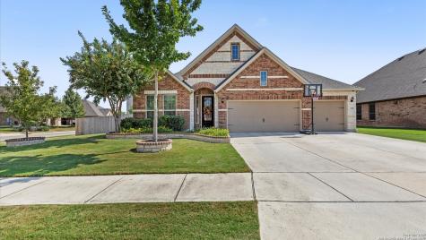 1040 Water Oak Schertz TX 78154