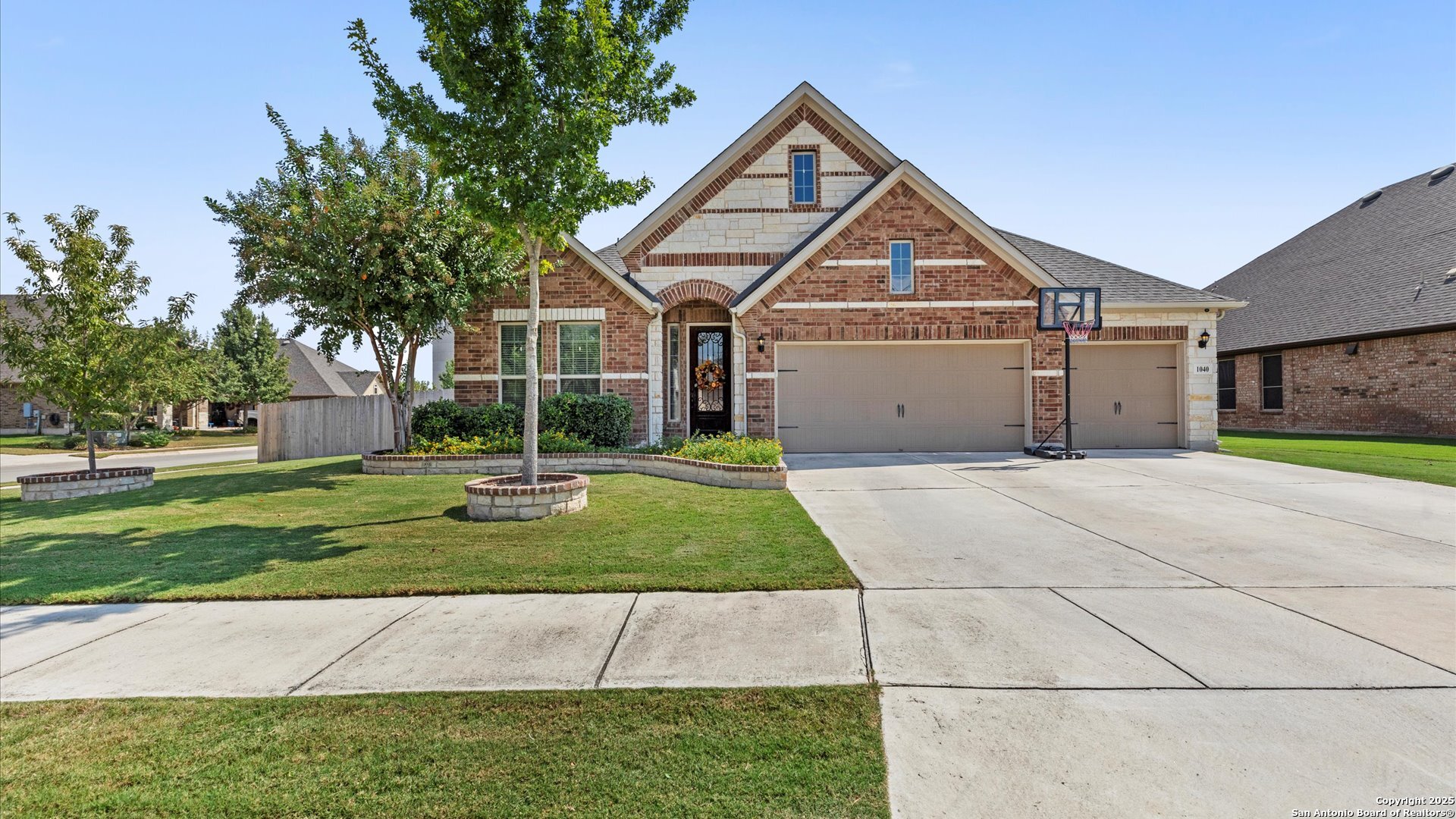 1040 Water Oak Schertz TX 78154