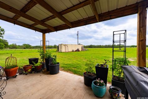 3350 Fm 1104 Kingsbury TX 78638