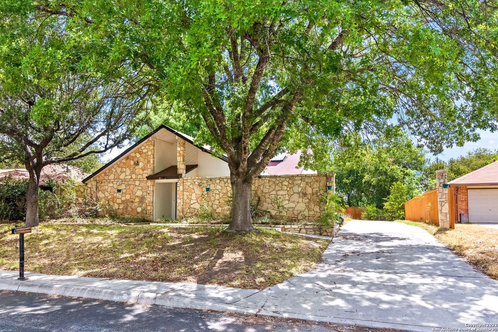 8702 Welles Edge Drive San Antonio TX 78240