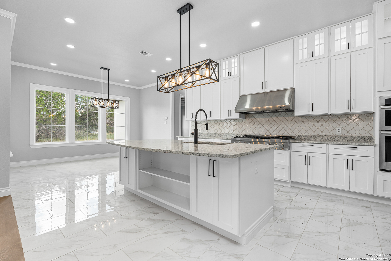 3828 Palomino Springs Bandera TX 78003