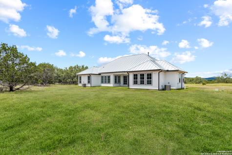 3828 Palomino Springs Bandera TX 78003
