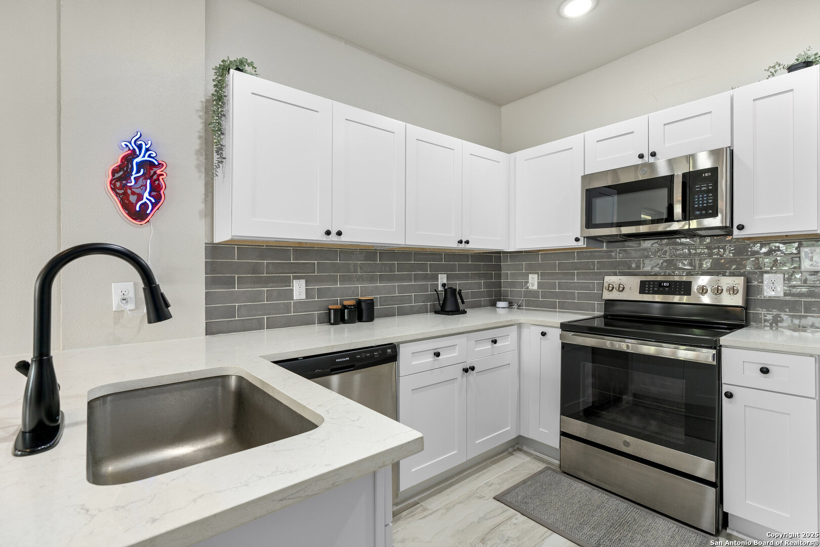 609 Virginia Boulevard San Antonio TX 78203