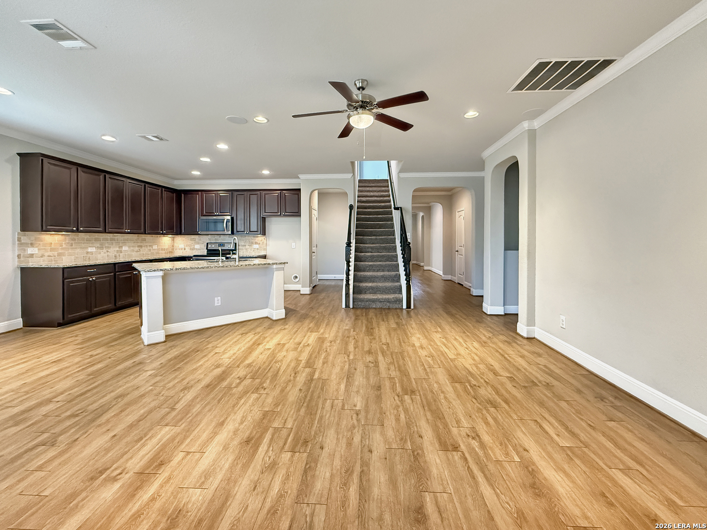 8720 Indian Bluff Converse TX 78109