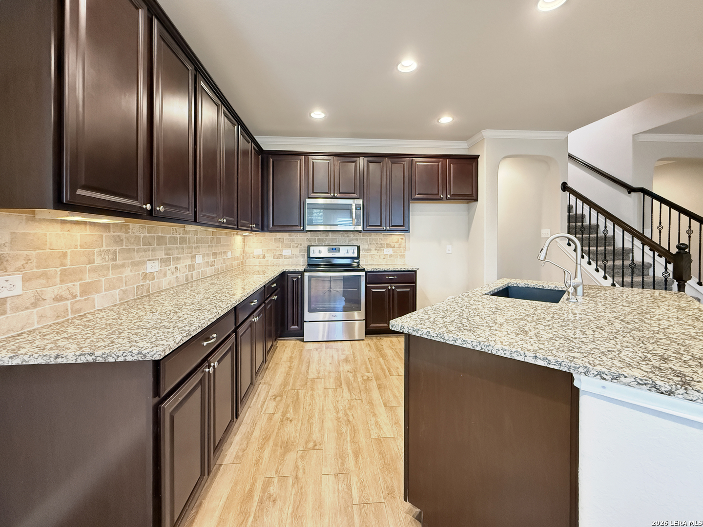 8720 Indian Bluff Converse TX 78109