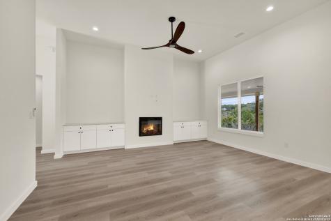 328 Compass Rose Canyon Lake TX 78133