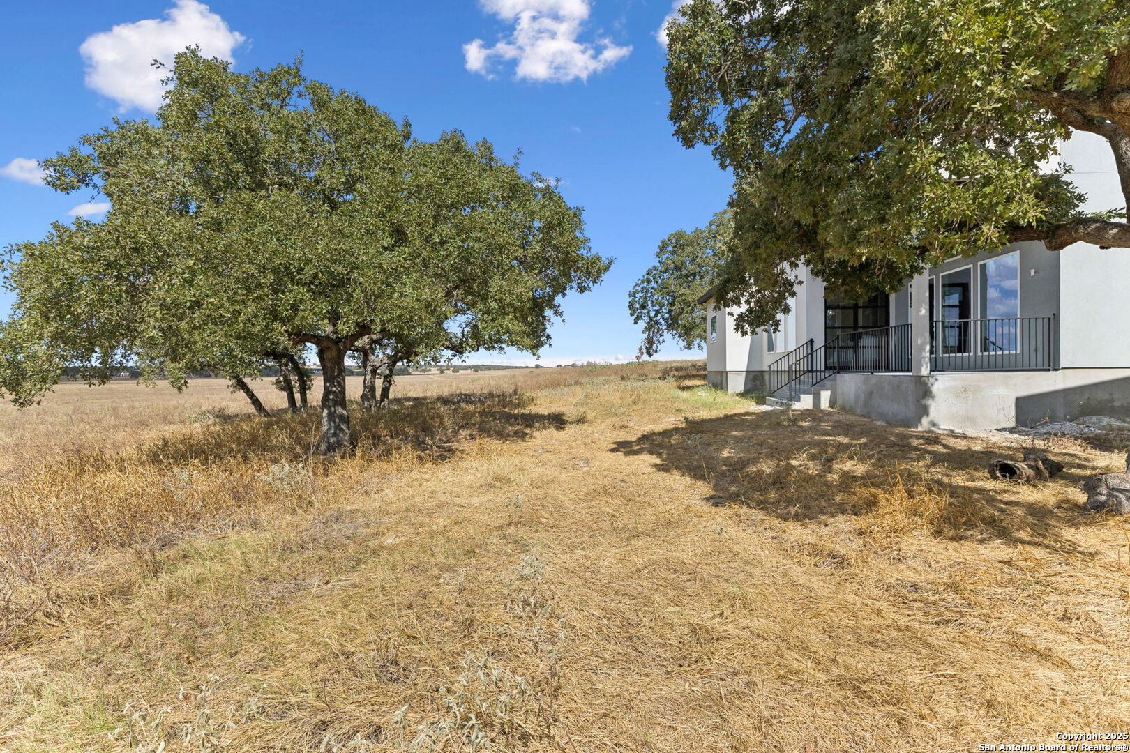 147 Las Palomas La Vernia TX 78121
